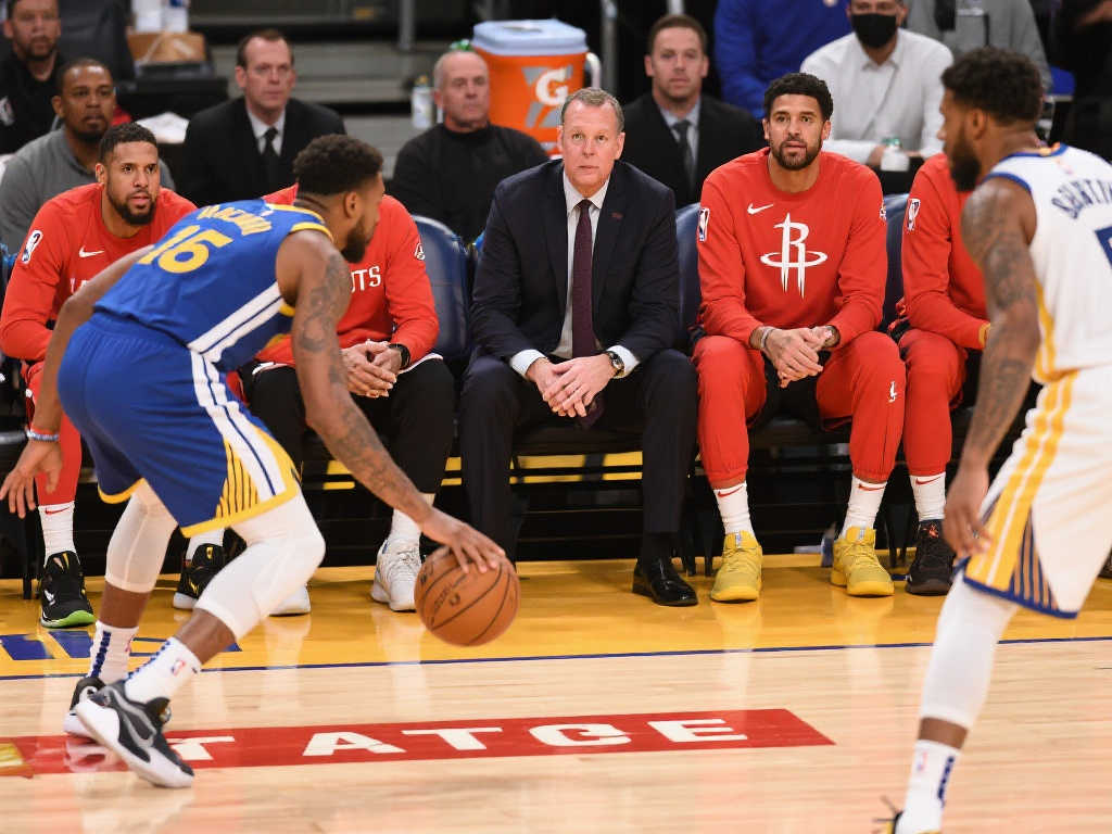 伐和强有力 伐和强有力